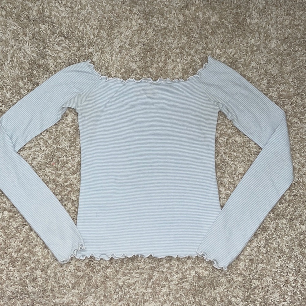Striped long sleeve tight fit top!